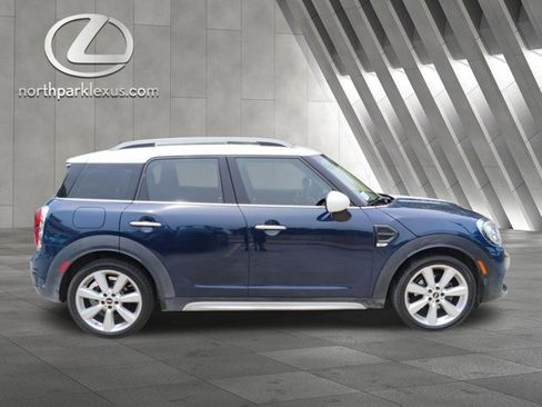 Used 2018 MINI Cooper Countryman FWD image 4