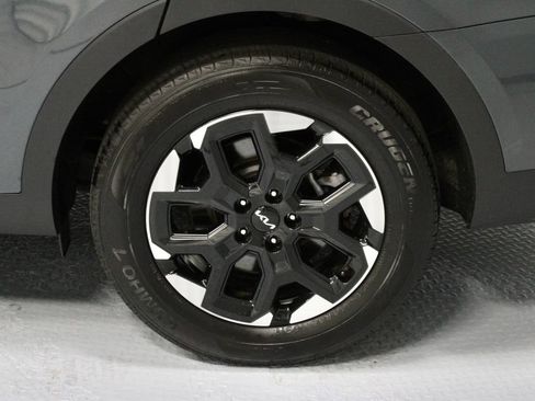 Used 2024 Kia Sorento S FWD image 20