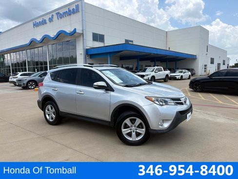 Used 2013 Toyota RAV4 XLE FWD image 1
