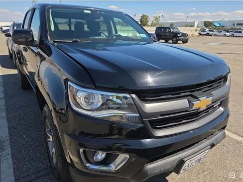 Used 2017 Chevrolet Colorado Z71 image 3