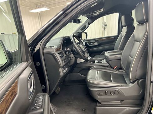 Used 2024 Chevrolet Tahoe Premier AWD/4WD image 23