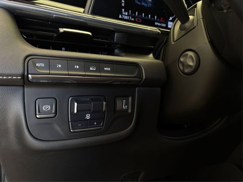 Used 2021 Cadillac Escalade Sport AWD/4WD image 19