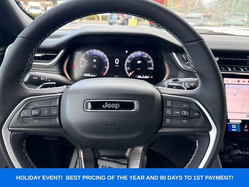 New 2025 Jeep Grand Cherokee Limited w/ Luxury Tech Group II image 35