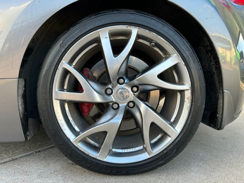 Used 2013 Nissan 370Z Touring w/ Sport Pkg RWD image 23