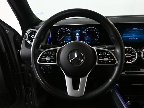 Certified 2021 Mercedes-Benz GLB 250 image 2