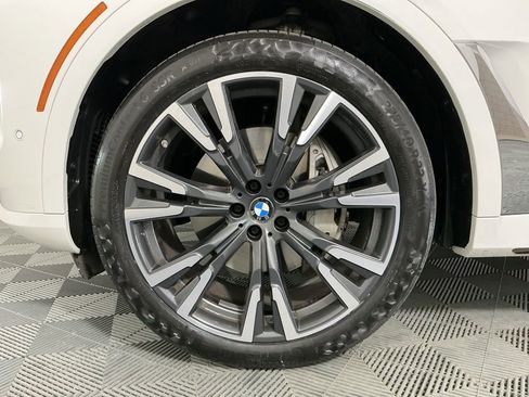 Certified 2024 BMW X7 xDrive40i AWD/4WD image 36