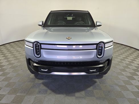 Used 2024 Rivian R1S Adventure AWD/4WD image 8