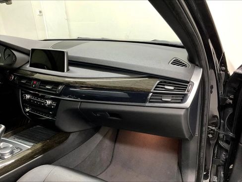 Used 2018 BMW X5 sDrive35i RWD image 11