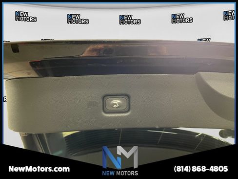 Used 2022 Lincoln Nautilus Reserve w/ Equipment Group 201A AWD/4WD image 17