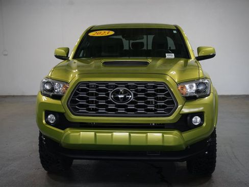 Certified 2023 Toyota Tacoma TRD Sport w/ Technology Package AWD/4WD image 2