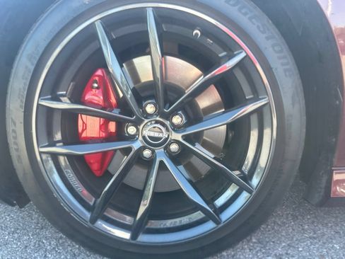 Used 2023 Nissan Z w/ Floor Mat Package (L93) RWD image 10
