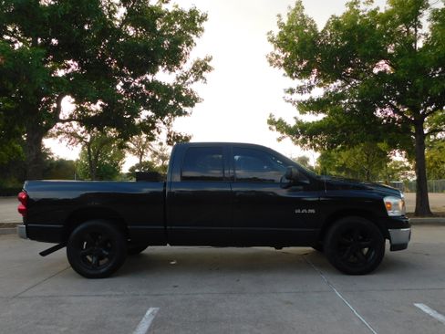 Used 2008 Dodge Ram 1500 Truck SLT image 12