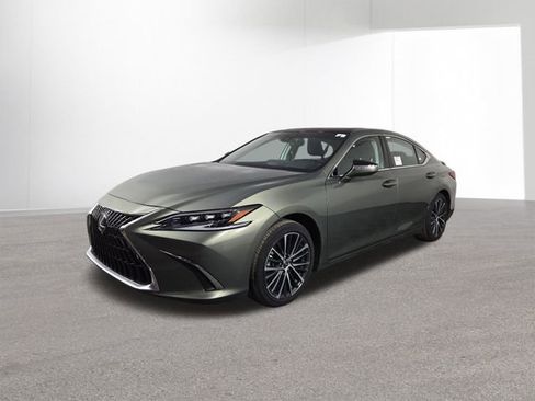 Used 2025 Lexus ES 350 Ultra Luxury image 2