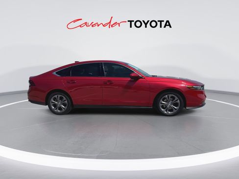 Used 2024 Honda Accord EX image 9