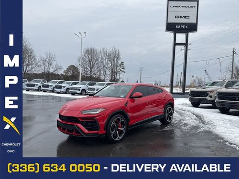 Used 2022 Lamborghini Urus AWD/4WD image 1