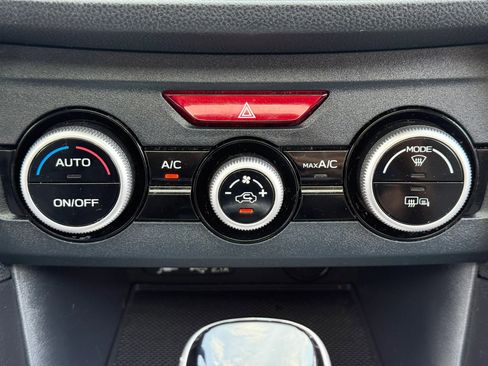 Used 2021 Subaru Crosstrek 2.0i Premium w/ Moonroof Package image 24