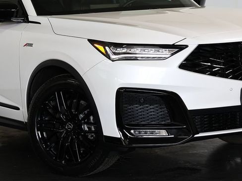 Certified 2026 Acura MDX A-Spec AWD/4WD image 8