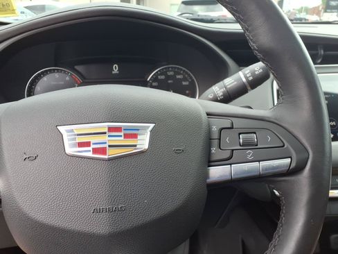 Certified 2023 Cadillac XT4 Premium Luxury AWD/4WD image 27
