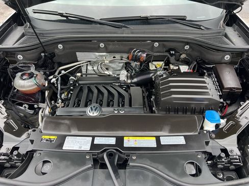 Used 2022 Volkswagen Atlas Cross Sport SE image 11