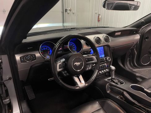 Used 2021 Ford Mustang Premium image 37