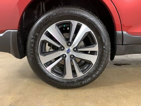Used 2018 Subaru Outback 2.5i Limited AWD/4WD image 38