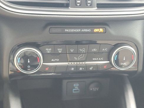 Used 2022 Ford Escape Titanium w/ Titanium Elite Package image 33