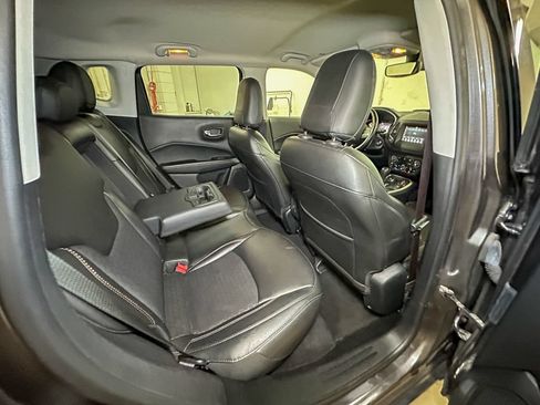Used 2019 Jeep Compass Latitude w/ Popular Equipment Group AWD/4WD image 23