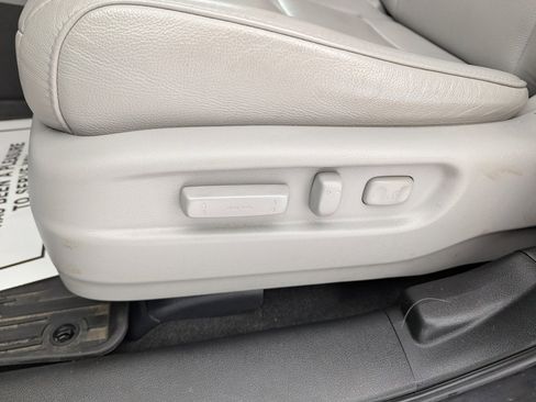 Used 2017 Honda Pilot EX-L image 11