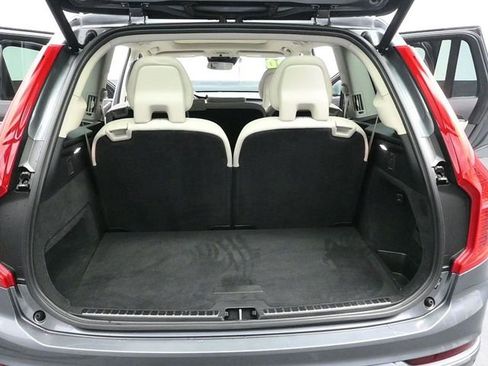 Used 2020 Volvo XC90 T6 Momentum w/ Protection Package image 22