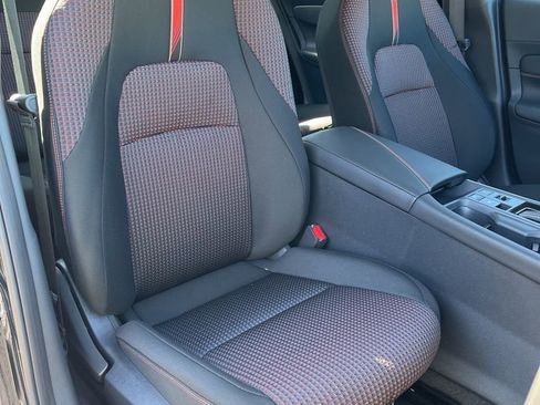 New 2026 Nissan Sentra SR w/ Floor Mat Package FWD image 20