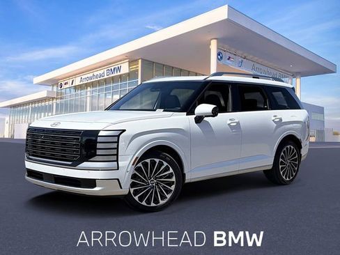 Used 2026 Hyundai Palisade Calligraphy image 1