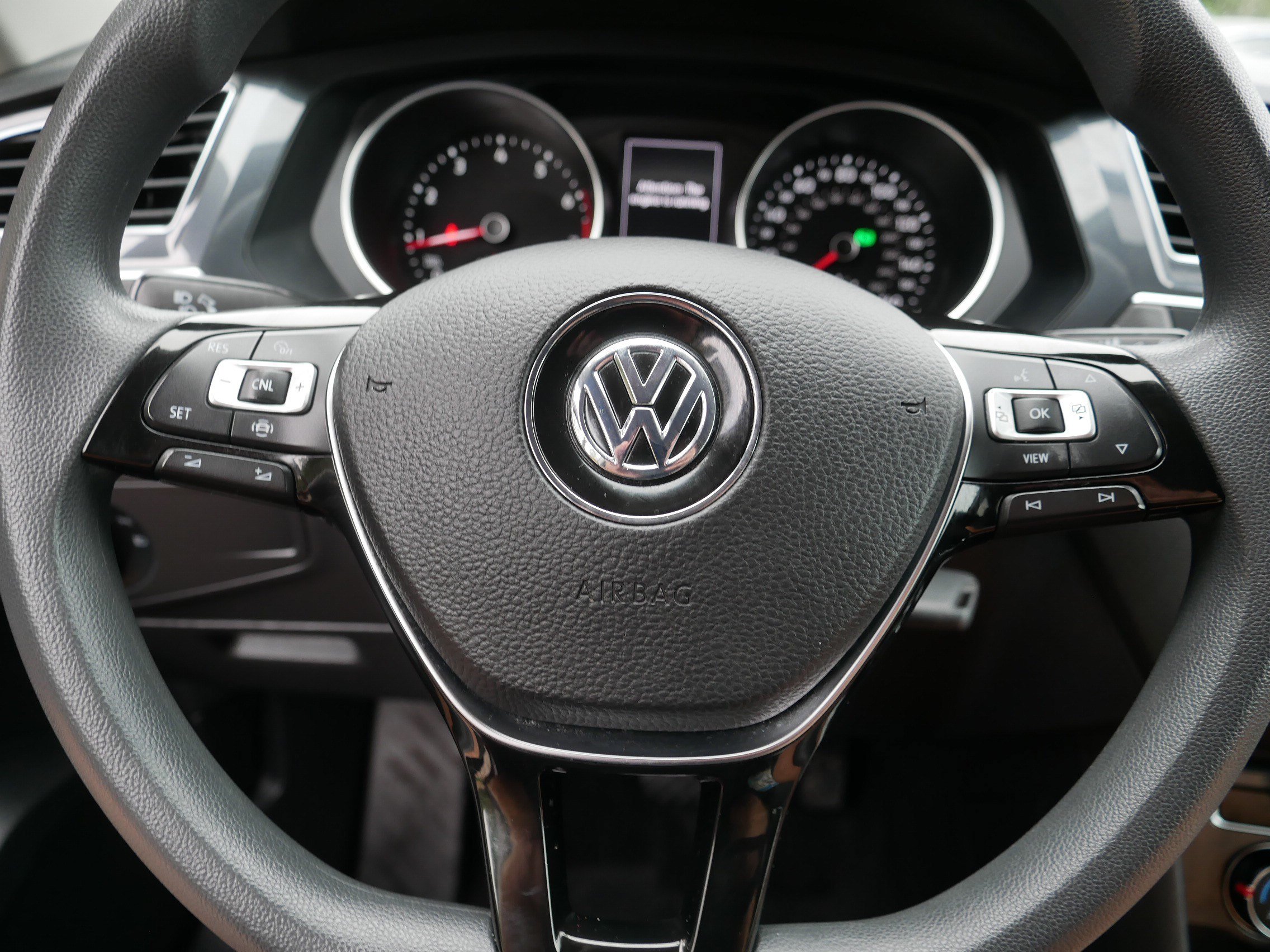 Used 2019 Volkswagen Tiguan S AWD/4WD image 25