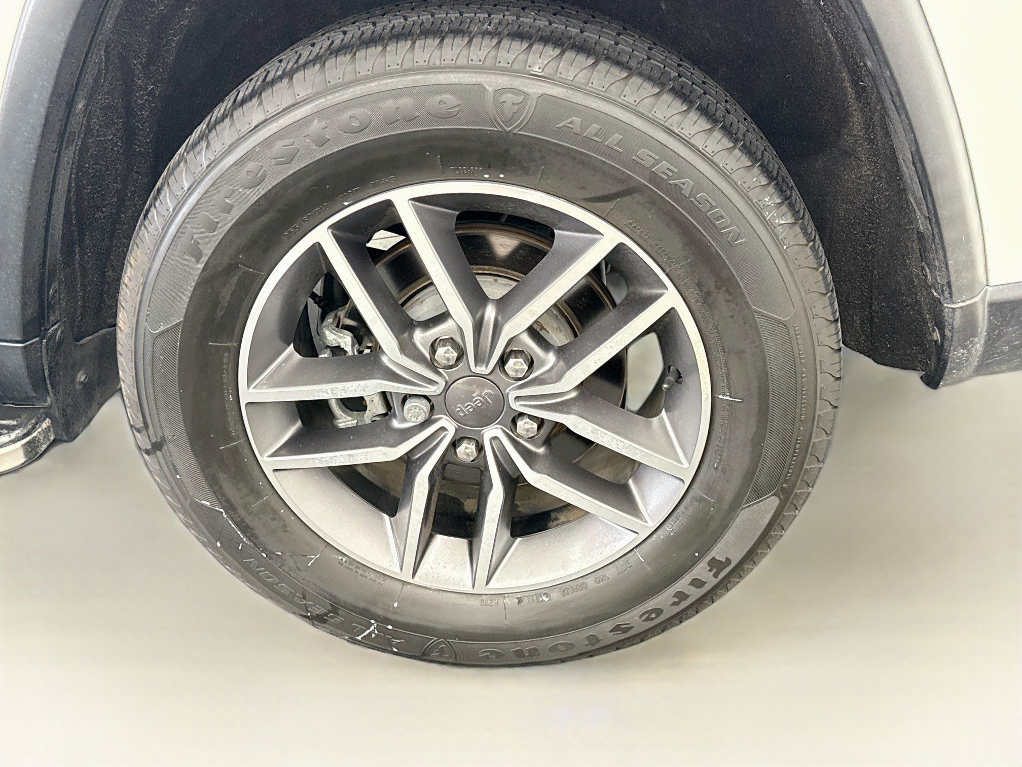 Used 2021 Jeep Grand Cherokee Limited RWD image 11