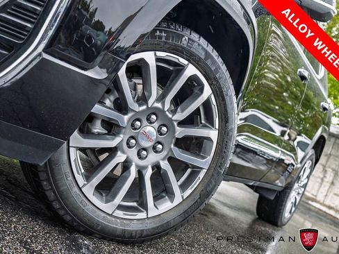 Used 2023 GMC Acadia Denali w/ Denali Technology Package AWD/4WD image 15
