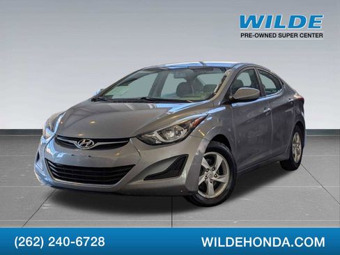 Used 2015 Hyundai Elantra SE image 1