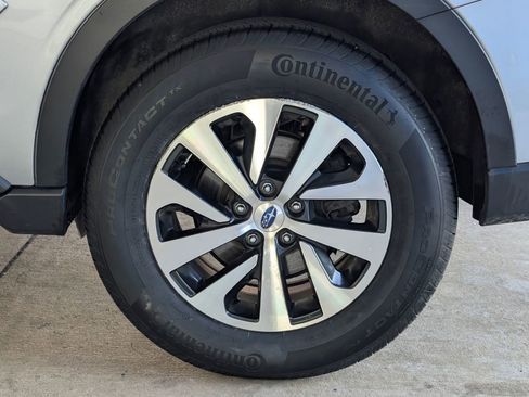 Used 2022 Subaru Outback Premium image 31