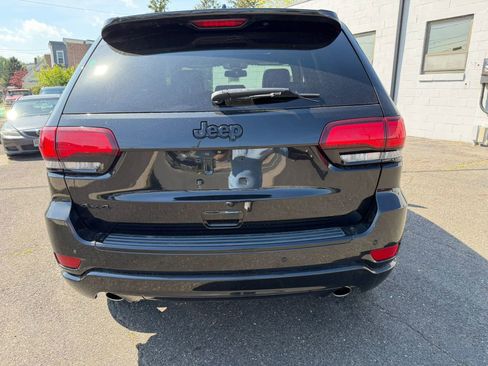 Used 2015 Jeep Grand Cherokee Altitude image 16