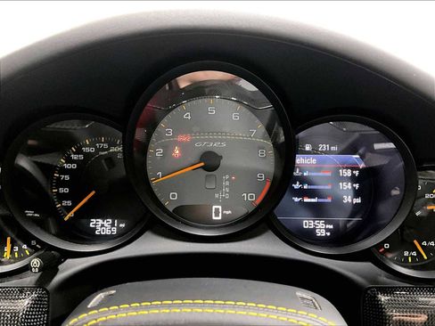 Used 2019 Porsche 911 GT3 RS image 23
