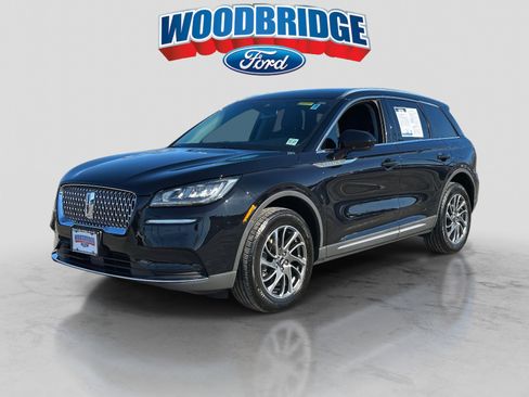 Used 2022 Lincoln Corsair AWD w/ Equipment Group 101A image 2