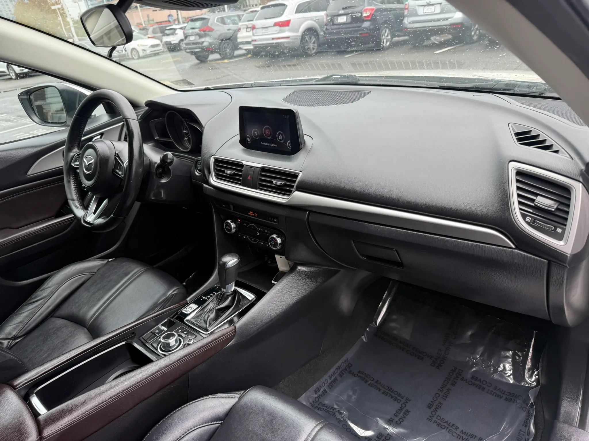 Used 2018 MAZDA MAZDA3 Touring FWD image 33