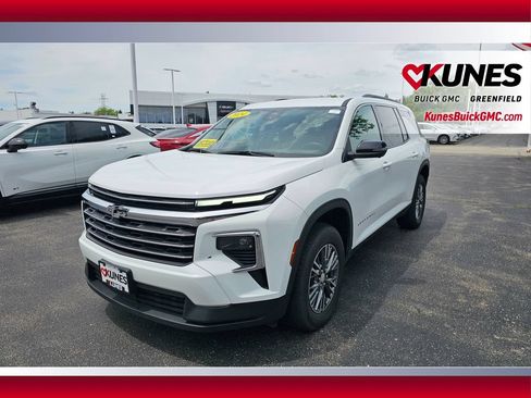 Used 2024 Chevrolet Traverse LT AWD/4WD image 10