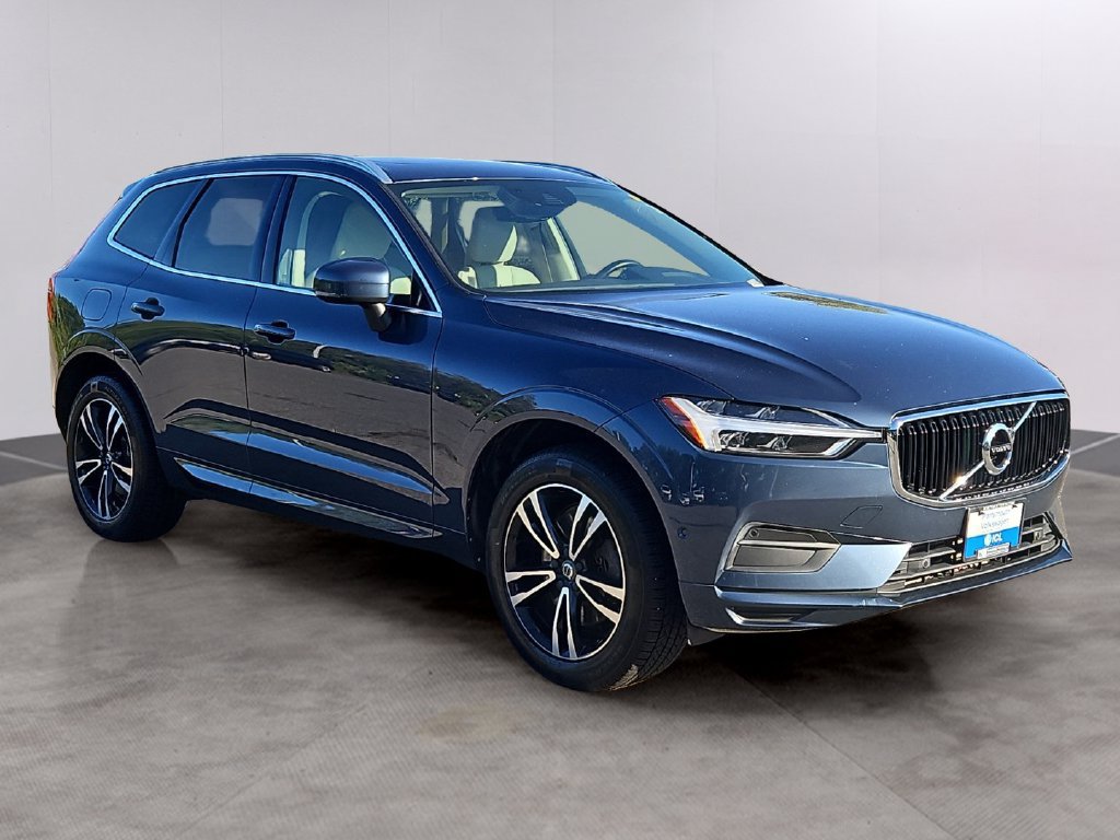 Used 2019 Volvo XC60 T6 Momentum w/ Multimedia Package AWD/4WD image 3