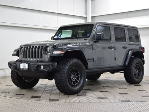 Used 2023 Jeep Wrangler Unlimited Sport AWD/4WD image 3