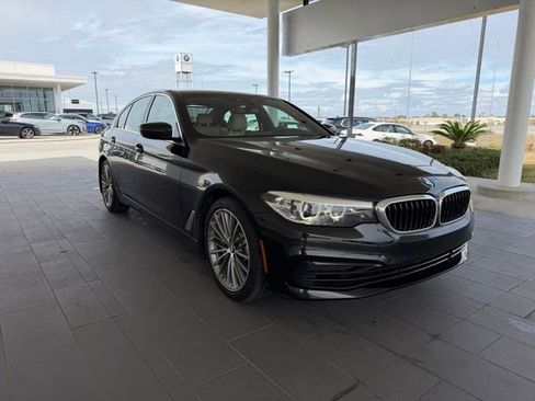 Used 2019 BMW 540i w/ Convenience Package image 4