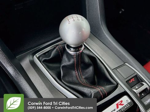 Used 2019 Honda Civic Type R image 10