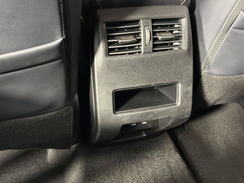 Used 2025 Mitsubishi Outlander SE AWD/4WD image 13