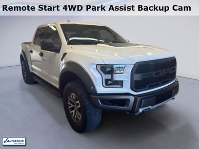 Used 2017 Ford F150 Raptor w/ Equipment Group 801A Mid