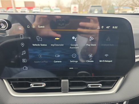 New 2026 Chevrolet Equinox LT w/ Convenience Package II image 19