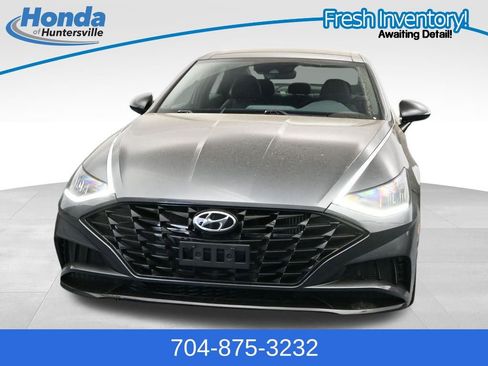 Used 2023 Hyundai Sonata SEL Plus FWD image 3