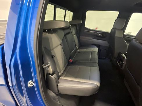 Used 2022 Chevrolet Silverado 1500 ZR2 w/ Technology Package AWD/4WD image 27
